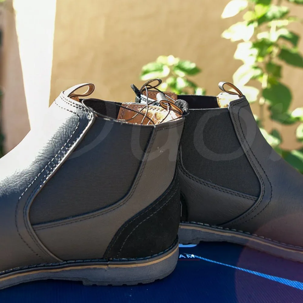 Izod‎ Men's Chukka Black Boot